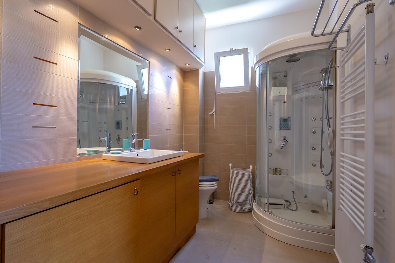 Rhea - Glyfada Sea View Apartment Atenas Exterior foto